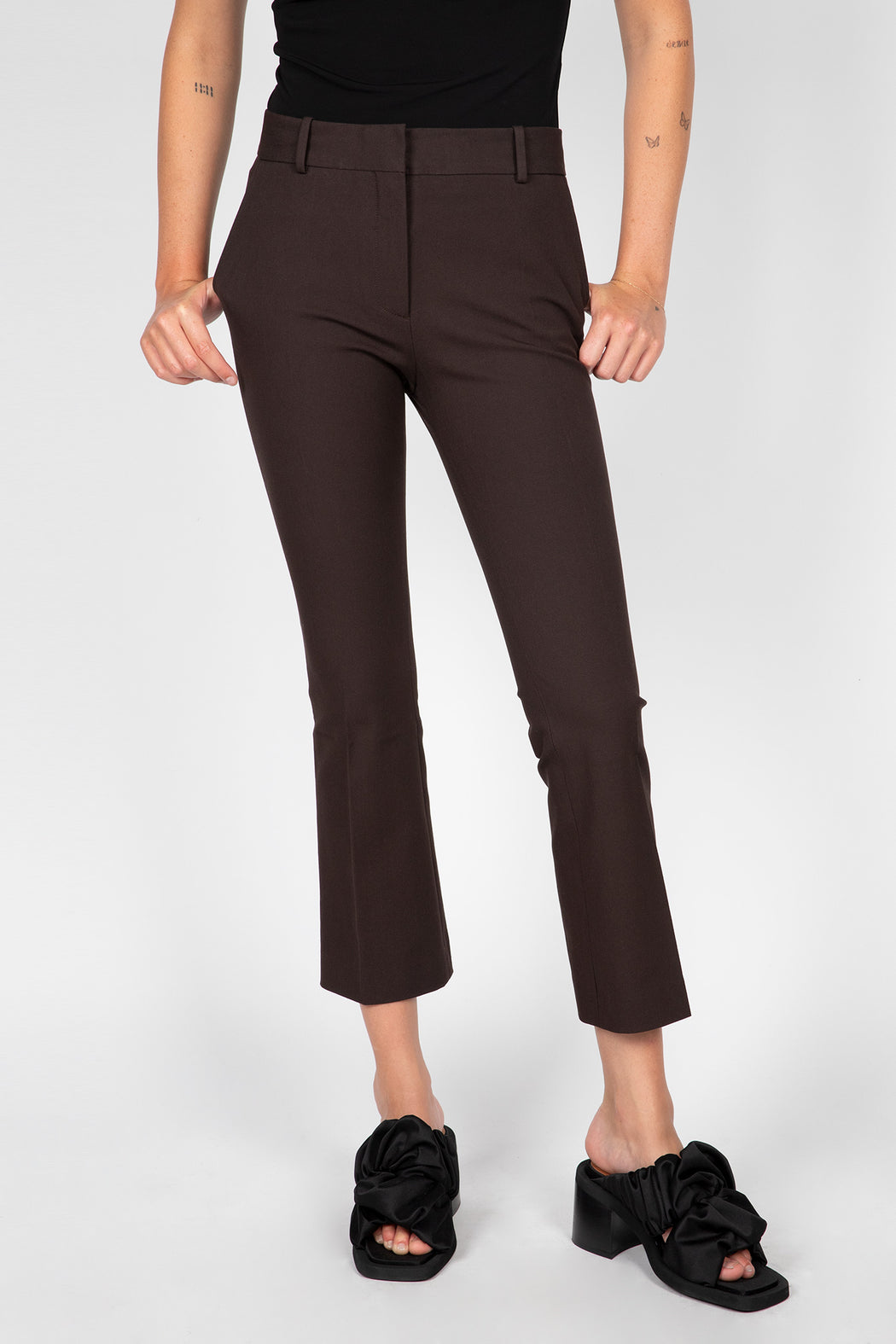 FRAME-Le-Crop-Mini-Boot-Trouser-Americano