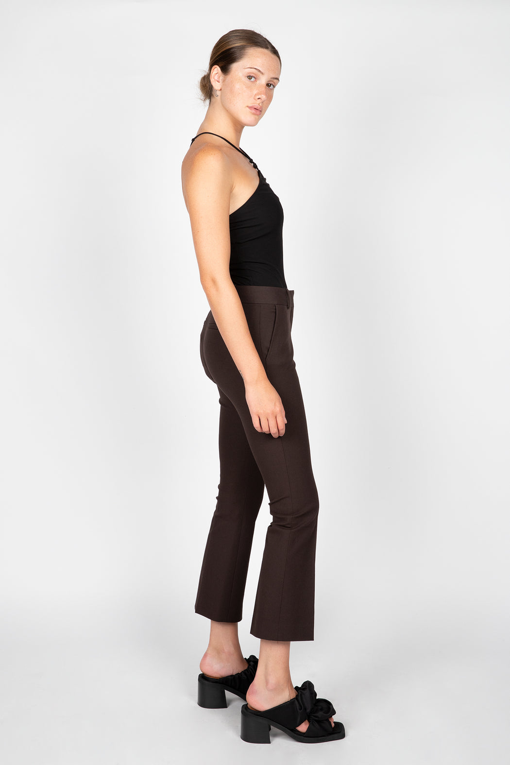 FRAME-Le-Crop-Mini-Boot-Trouser-Americano