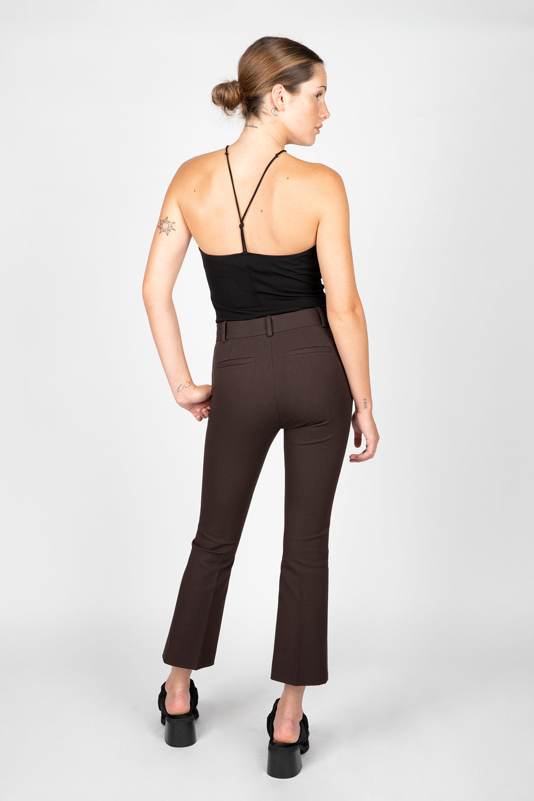 FRAME-Le-Crop-Mini-Boot-Trouser-Americano