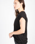 FRAME-Le-Mid-Rise-V-Neck-Tee-Noir