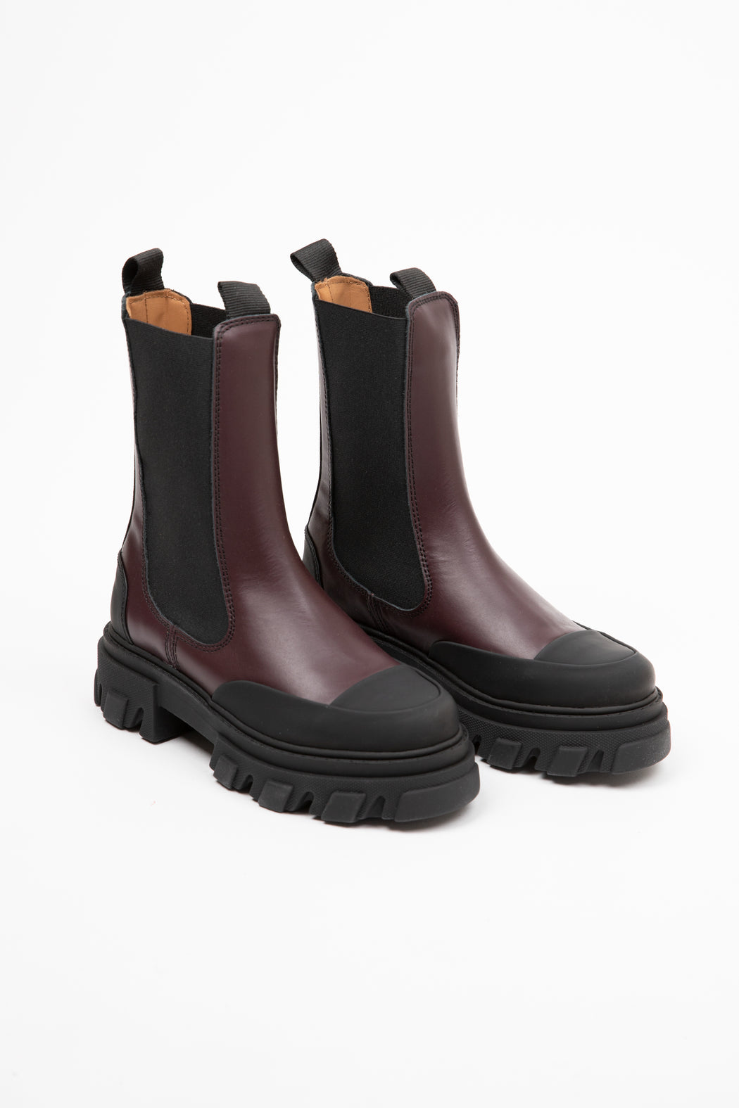    Ganni-Cleated-Mid-Chelsea-Boots-Burgundy