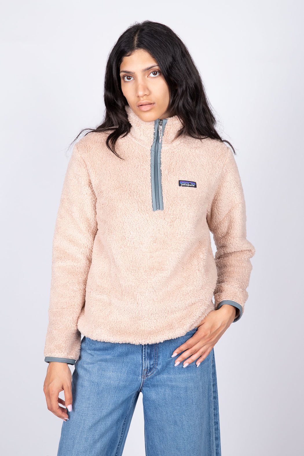 Patagonia-Los-Gatos-Fleece-1-4-Zip-Pampas-Tan