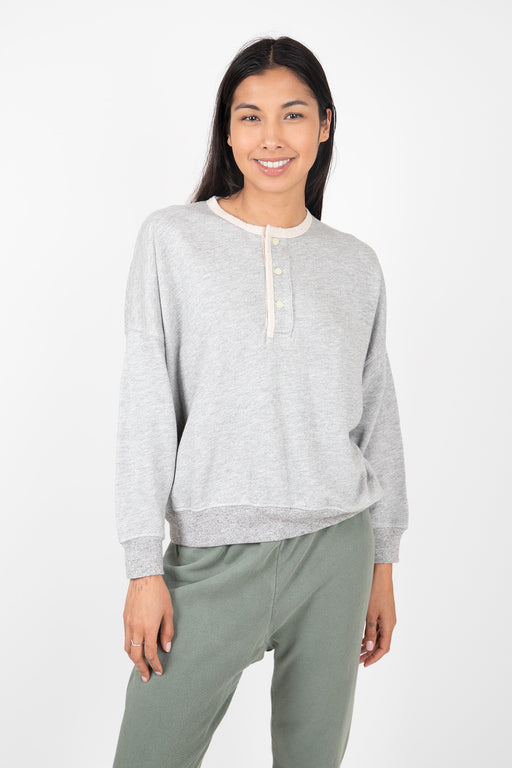 The-Great-The-Quilt-Edge-Henley-Sweatshirt-Light-Heather-Grey